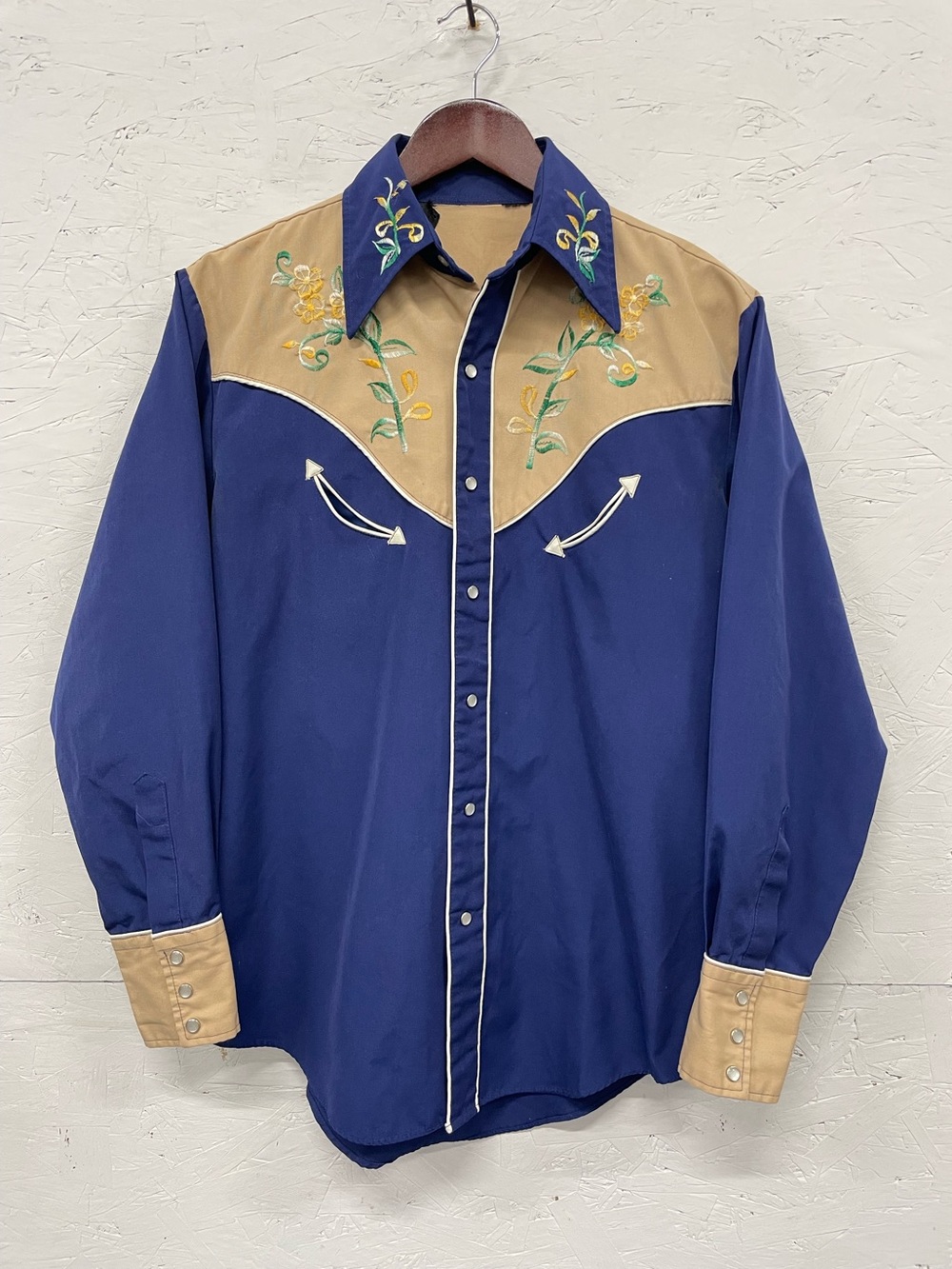 Vintage 1970s Bar-M Rancher Embroidered Western Pearl Snap Shirt, Size S
